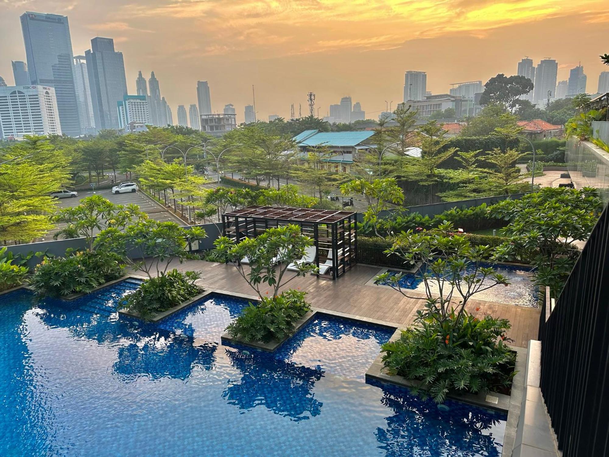 Unforgettable Nights Next To Ascott Sudirman -Min Stay 3 Nights- Джакарта Екстер'єр фото